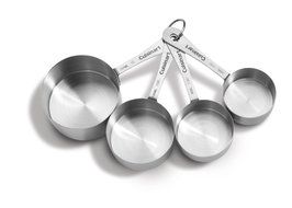 Cuisinart Stainless Steel 3 Piece Mixing Bowls Set with Lids, Includes Mixing bowls, measuring Cups, and measuring... N5