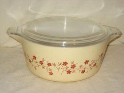 Vintage 1980&#039;s Pyrex &quot; Bake N&#039; Carry &quot; Cinderella Round Casserole - 2.5 Quart w/Lid - Trailing Flowers Pattern
