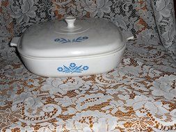 Corning Ware Cornflower Blue 10 Inch Casserole Skillet with Proceram Cover