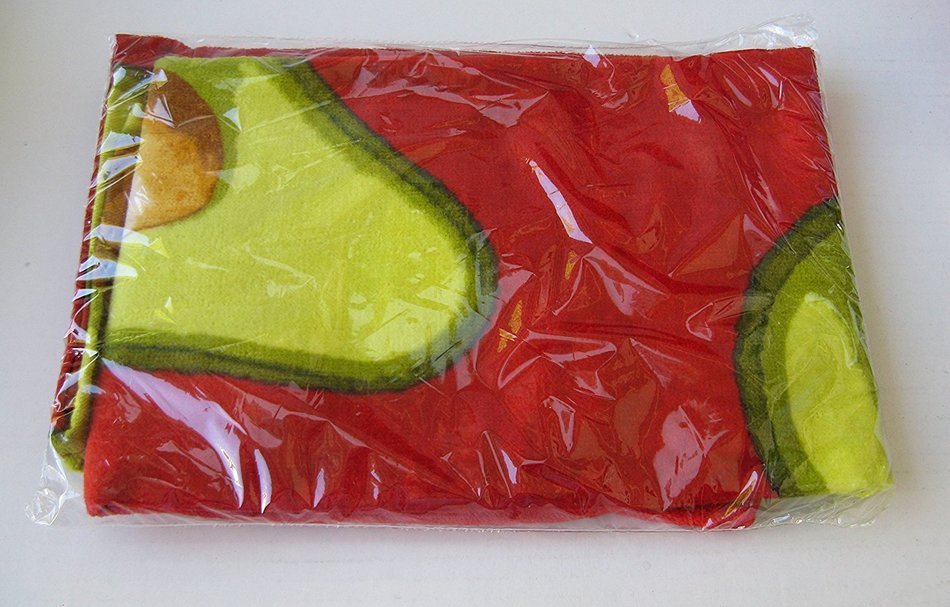 Kitchen Towel with Avocado images on it.- 28 inches x 18 inches - 100% Cotton - Great gift for chefs, cooks and... N2