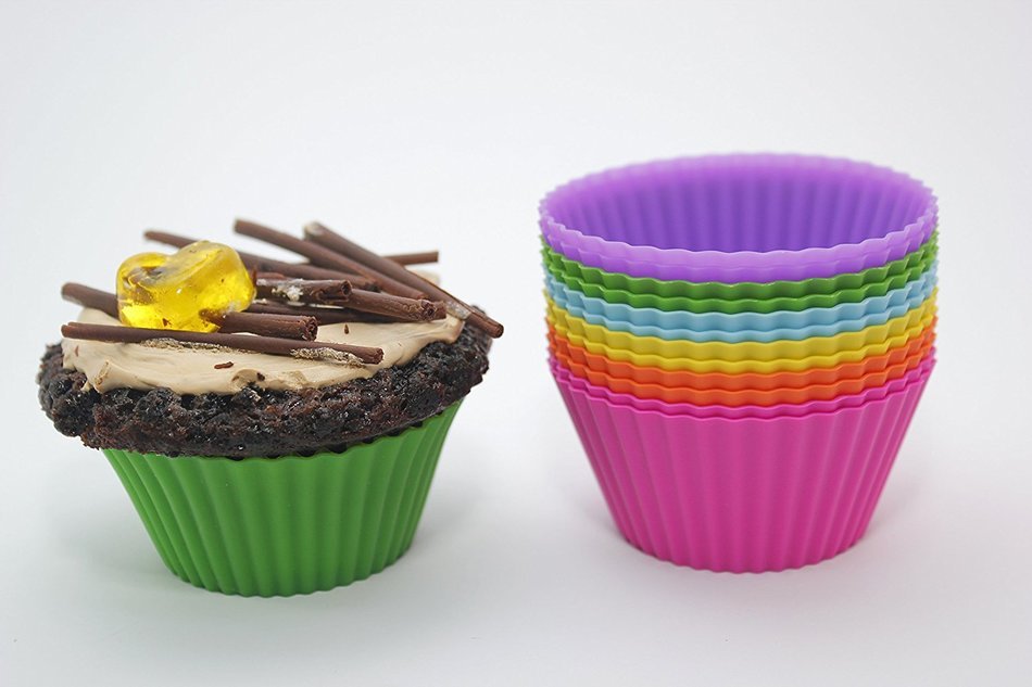 Venice Kitchen Silicone Baking Cups, 12 Reusable Non-stick Cupcake Liners, Free 50 Recipe Ebook and Storage Container N7