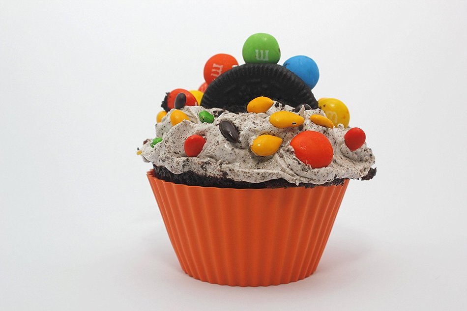 Venice Kitchen Silicone Baking Cups, 12 Reusable Non-stick Cupcake Liners, Free 50 Recipe Ebook and Storage Container N9
