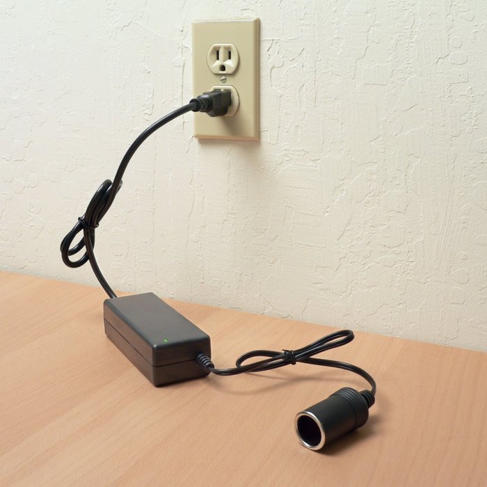 Wagan 5 Amp AC to 12V DC Power Adapter N2