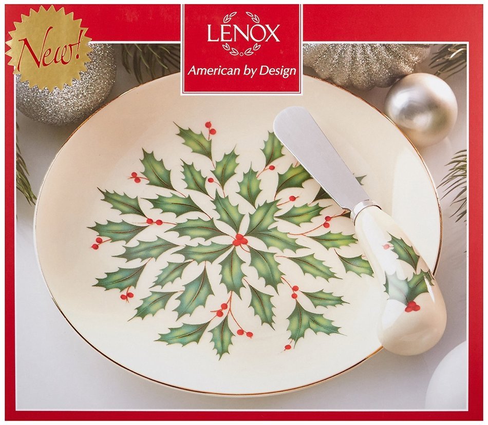 Lenox Holiday Gravy Boat with Stand,Ivory N102