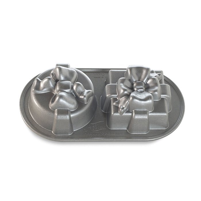 Nordic Ware Platinum Cozy Village Baking Pan N16