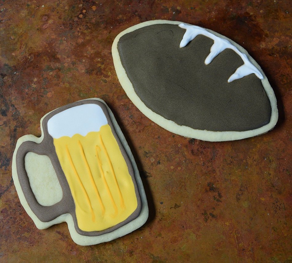 Football Cookie Cutter Medium N4