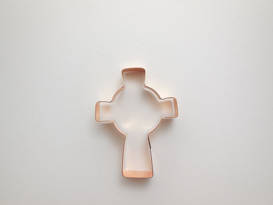 Celtic Cross Copper Cookie Cutter by The Fussy Pup N3