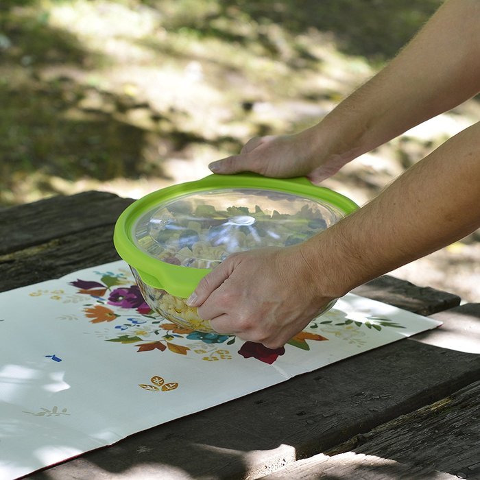 Anchor Hocking 3-Quart Glass Baking Dish with Green TrueFit Lid N13