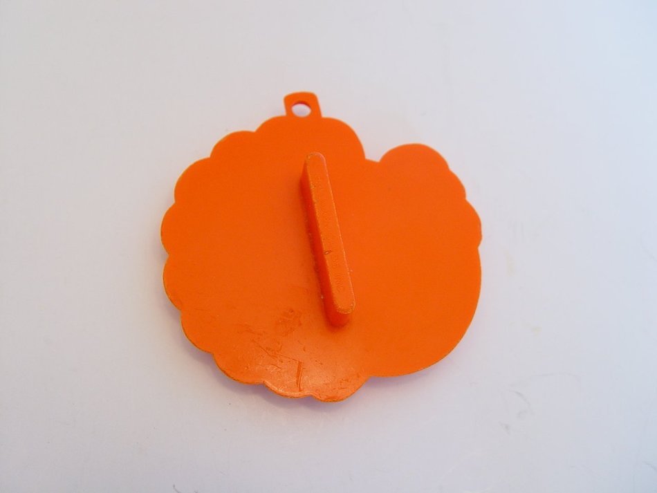 1976 Hallmark Orange Turkey Plastic Cookie Cutter 2.75" Tall N2