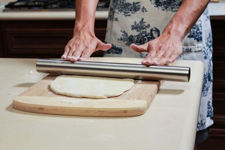 The Original Stainless Steel Rolling Pin Featuring a Non-Stick Surface Perfect for Making Pasta, Cookies, Ravioli... N4
