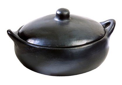 La Chamba Black Clay Casserole, Large (3 Qt)