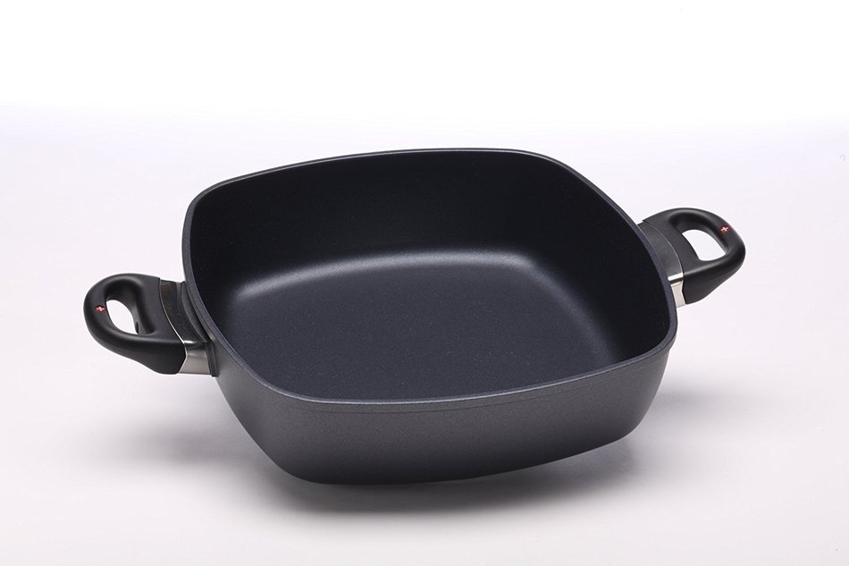 Swiss Diamond Nonstick Covered Casserole, 5 quart N2