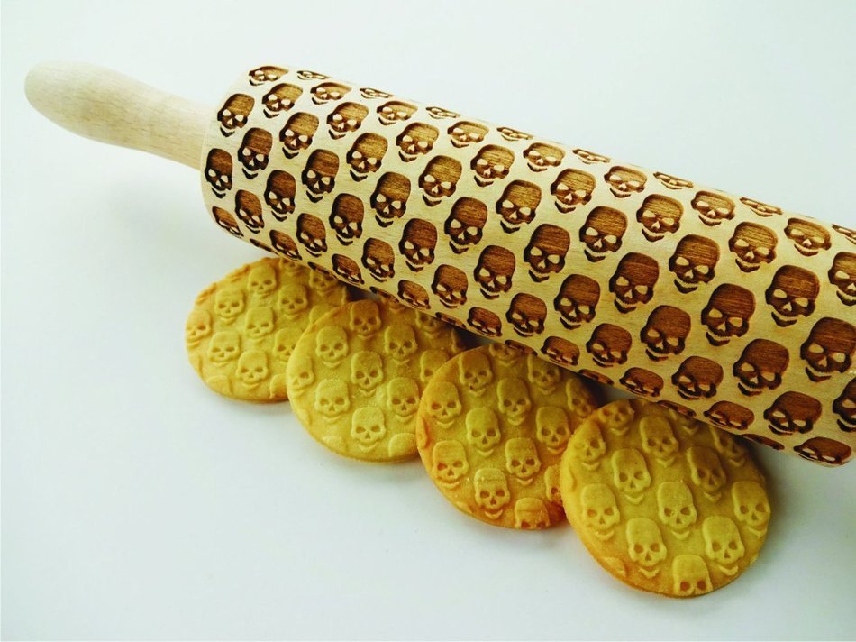 Bopstyle Wooden Laser Engraved Rolling Pin with Skulls Pattern for Embossed (15" x 1.96&ldquo;, Skulls Eat Me) N8