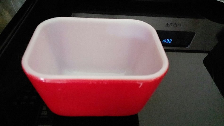 Vintage Pyrex (1.5 Cup) Red Refrigerator Baking Dish No Lid (#501)