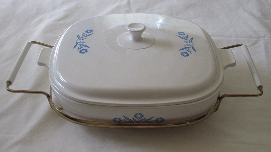 Vintage Corning Ware " Cornflower Blue " Pyroceram Skillet Casserole w/ Solid Color Lid B-5 - 2 Inch by 9.75 Inch