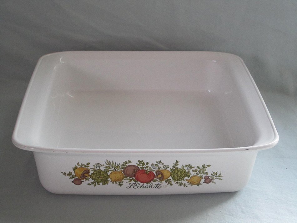 Vintage 1970s Corning Ware " Spice O' Life " 8 Inch Square Cake / Utility Dish - 8" X 8" X 2"
