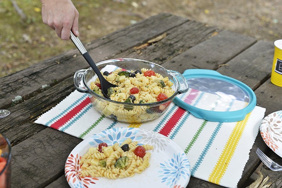Anchor Hocking 3-Quart Glass Baking Dish with Teal TrueFit Lid N14