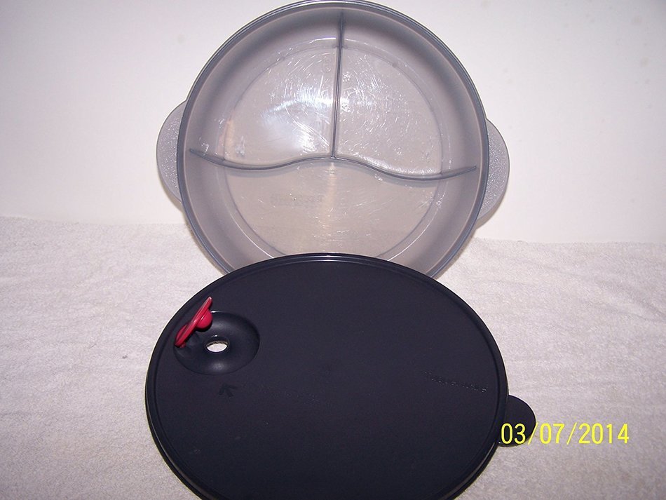 Tupperware Crystalwave Divided Dish 10" Pastel Gray With Black Seal & Red Vent