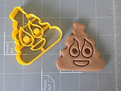 Happy Poop Cookie Cutter N2