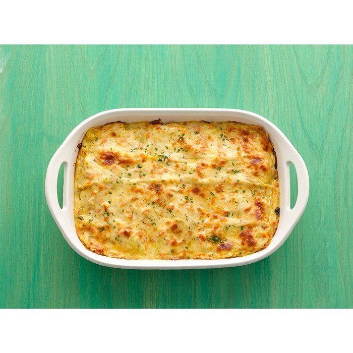 3-Quart Non-porous Surface French Oblong Casserole with Sleeve, White N2