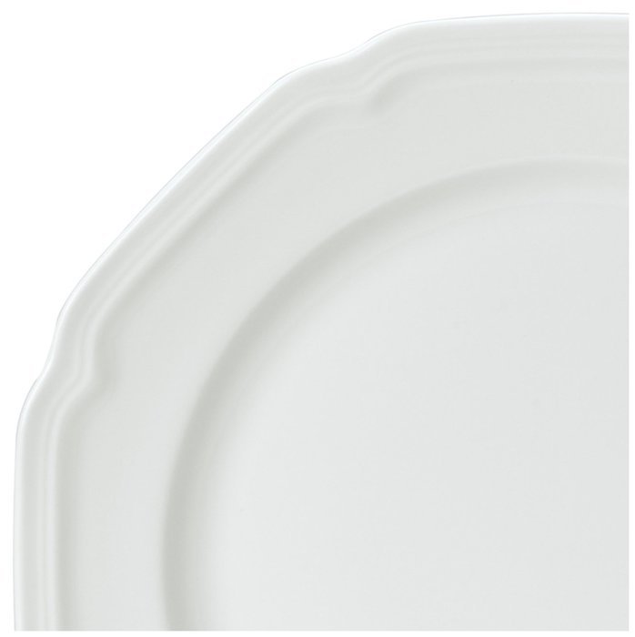 Mikasa Antique White Covered Casserole Dish, 68 Ounce