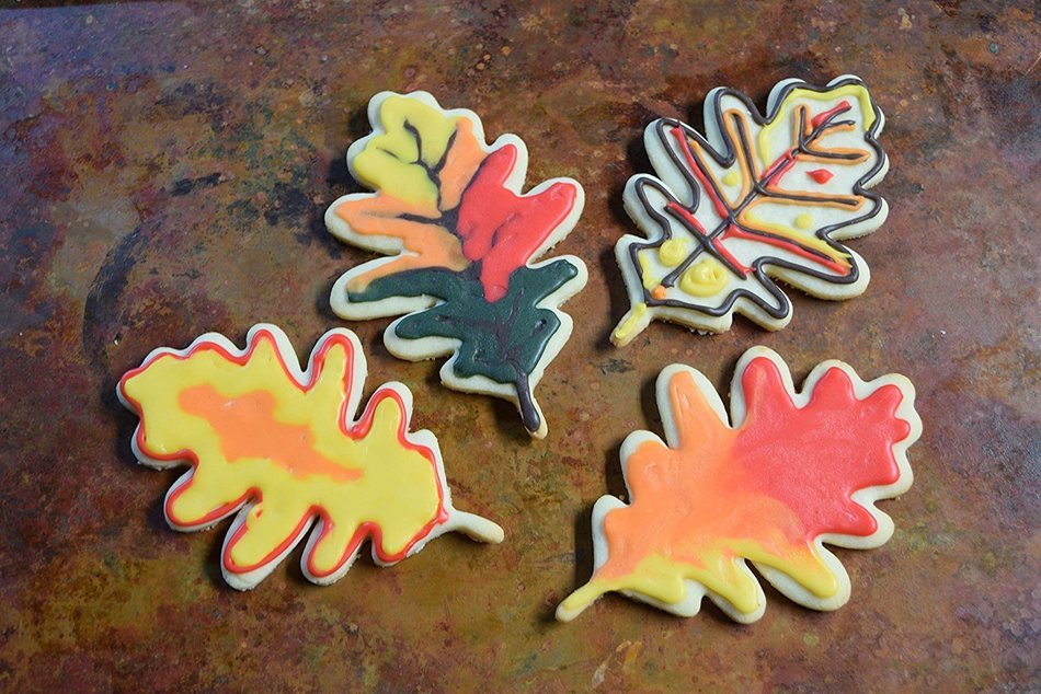 Oak Leaf Cookie Cutter N2
