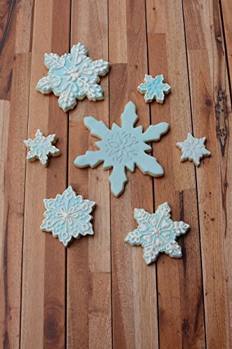 R & M Snowflake 7 Piece Cookie Cutter Set N4
