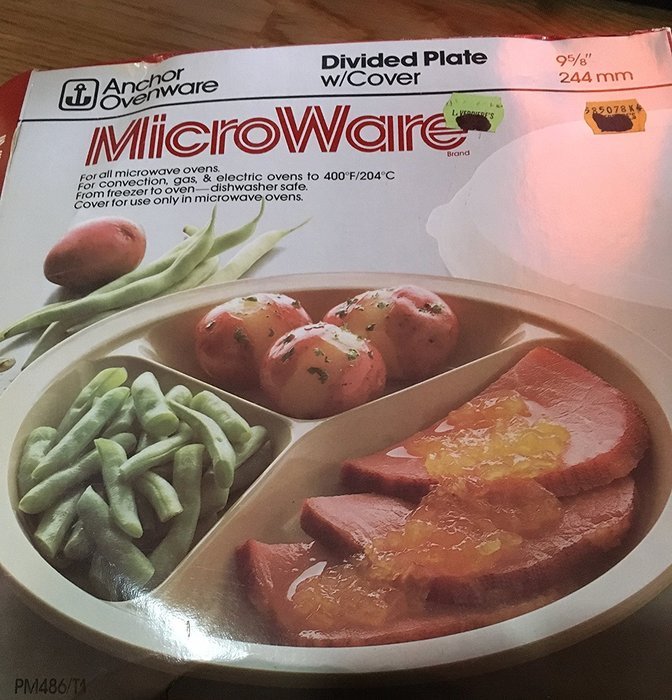 Anchor Ovenware MicroWare Divided Platr with Lid 9 5/8 "