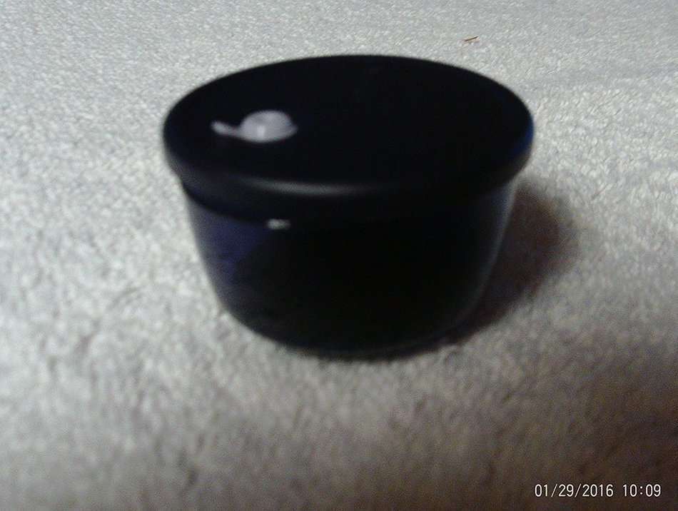 Tupperware Vent N Serve Magnet with Removable Seal Nocturnal Sea & Gray Vent