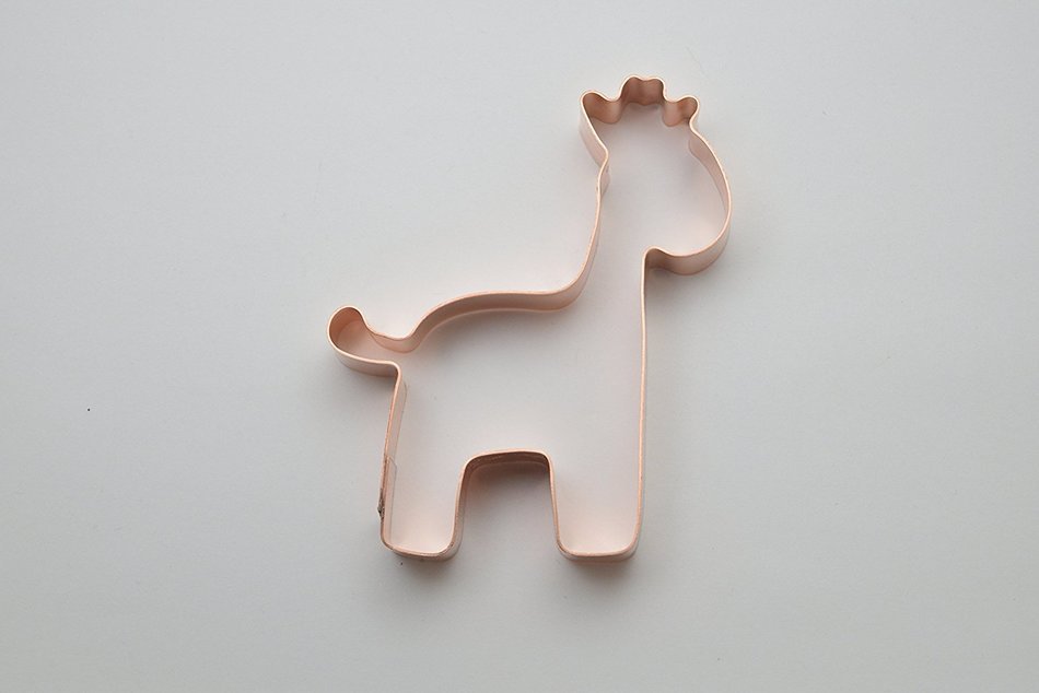 Simple 4 Inch Giraffe Cookie Cutter N4