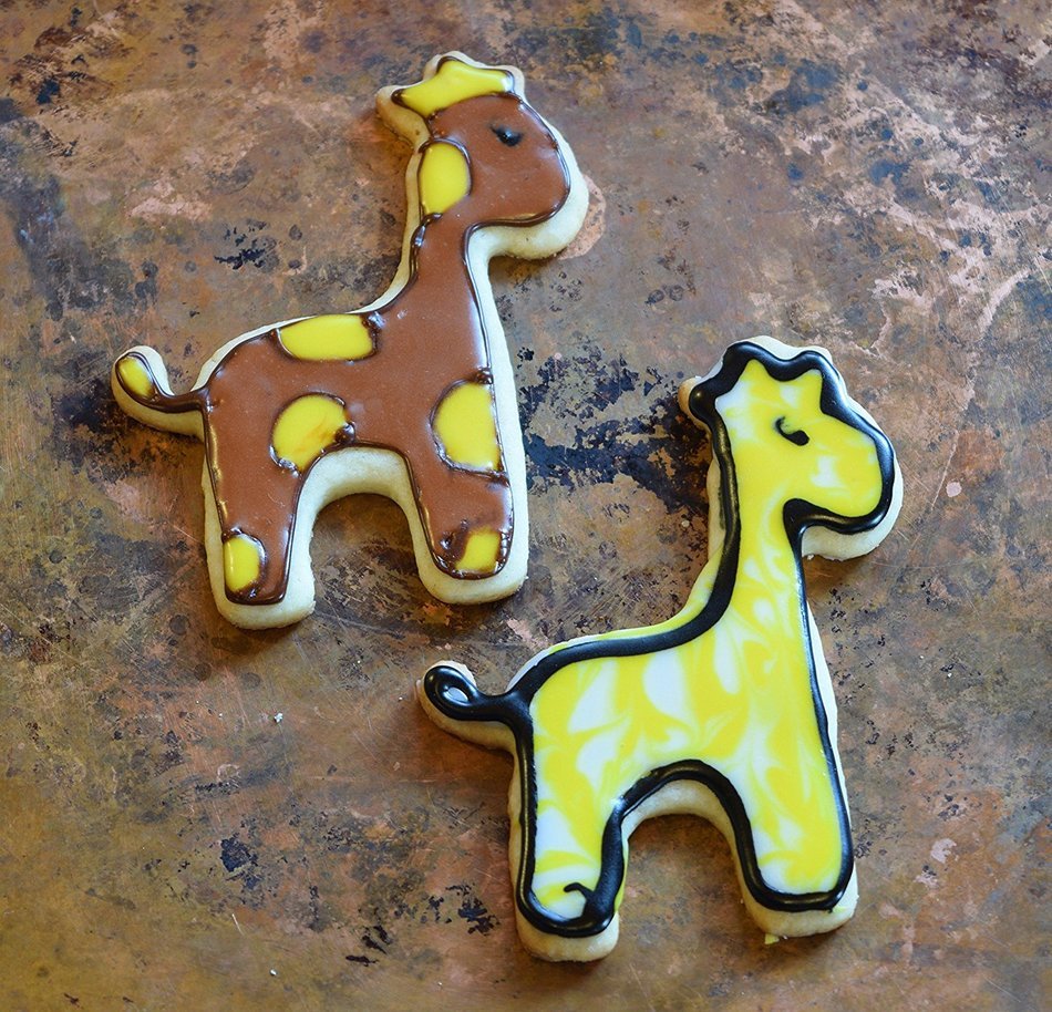 Simple 4 Inch Giraffe Cookie Cutter N5