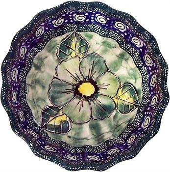 Boleslawiec Stoneware - Polish Pottery Scalloped Bowl - Green Garden