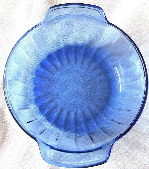 Anchor Hocking Cobalt Blue 2 Qt Round Casserole w/Rippled Sides - No Lid N2