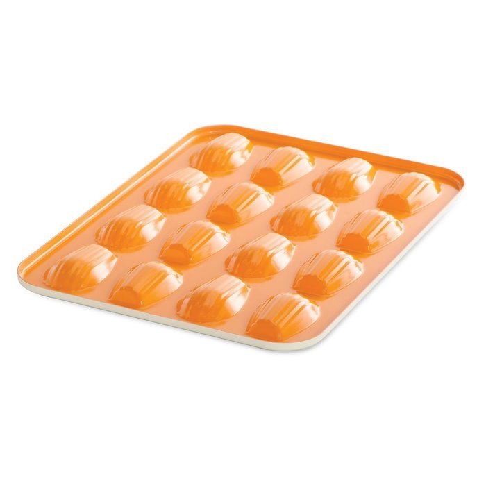 Nordic Ware 40122 6-Cavity Pie Baking Pan, Mini, Colors Vary N15