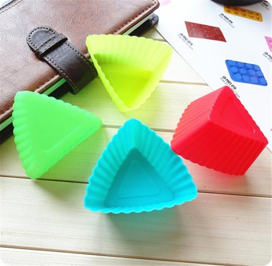 Tosangn 12pcs Standard Size Colorful Silicone Muffin Cup Liners Baking Cupcake Molds (Type D) N7