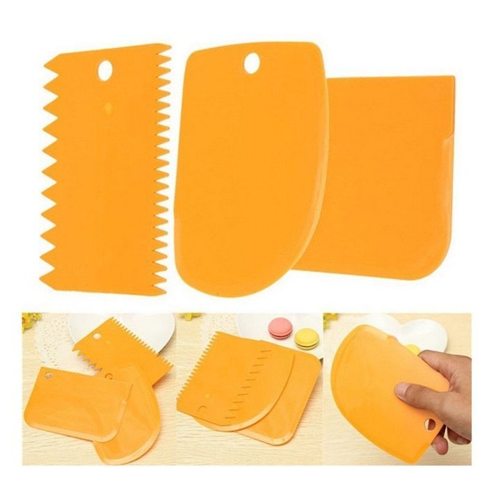 3 pcs/set Different Shapes Baking Spatulas Plastic Baking Spatulas Cream Scraper Reusable Cake Scraper Smoother...