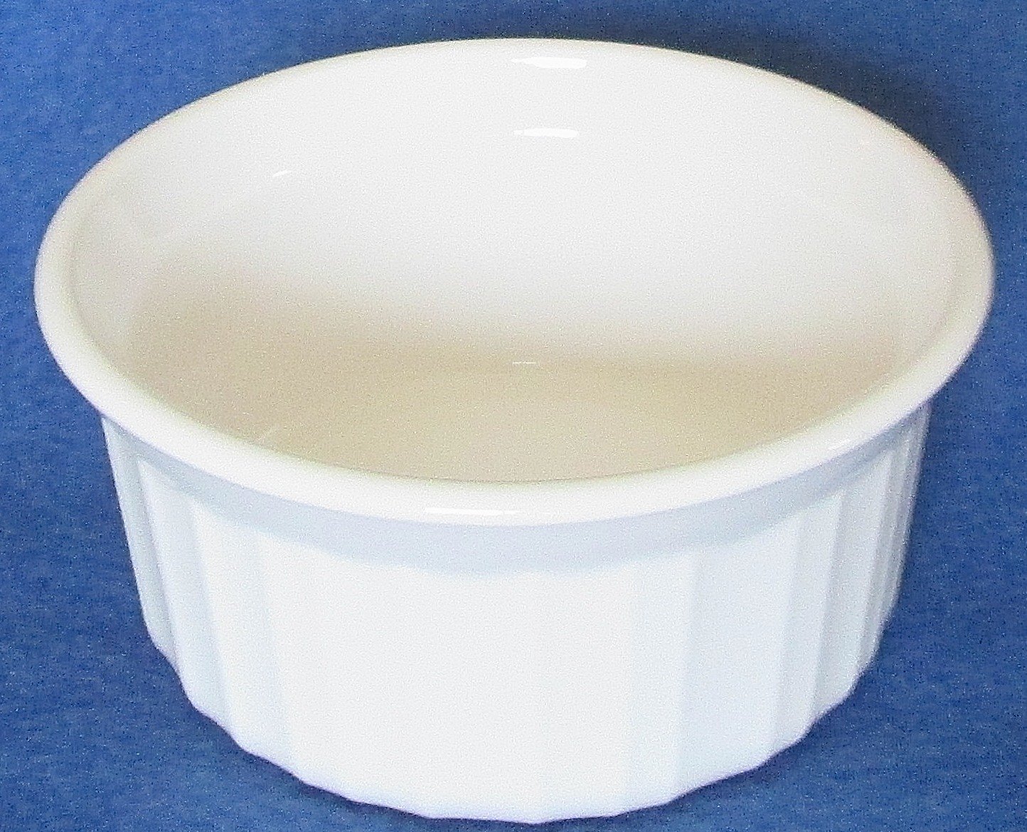 Corning Ware White Individual 7 Oz Casserole 200ml No Lid free image