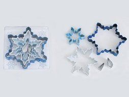 R &amp; M International 1885 5-Piece Color Snowflake Cookie Cutter Set