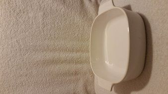 Corningware 2 Liter Winter White Baking Dish with Lid # A -2-B