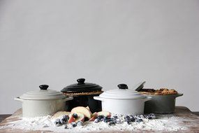 Creative Co-Op 4Piece Stoneware Round Mini Bakeware Set with Lids &amp; Handles, , Multi-Colored N5