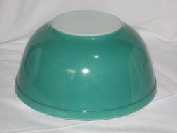 Vintage Pyrex " GREEN " 2 1/2 Quart Mixing Batter Nesting Bowl
