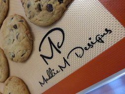 Maddie M Designs Non-Stick Silicone Baking Mat, 3 Pack (2 x 16.5&quot;x11&quot;, 1 x 11.5&quot;x8.5&quot;) N8