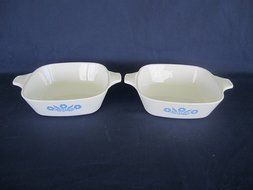 (2) Corning Ware " Cornflower - Corn Flower " Petite Pan Casserole Baking Dishes P-41 - Set of 2