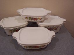 Corningware Spice of Life Petite Pan Individual Casseroles Set of 4 with Lids (multi) N2