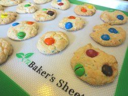 Silicone Baking Mat - Non-stick Bakeware with Fiberglass Core - Best Professional Cookie Sheet Liner - Fits Half... N4