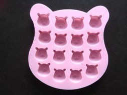 16 Cavity Winnie the Pooh Silicone cake mold Soap molds Decoration mould N2