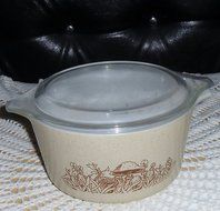 Pyrex Forest Fancies 1 qt. Covered Casseroles (2) N2