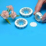 DUFUSTORE 3 Pcs Blossom Carnation Flower Fondant Cake Sugarcraft Gum Paste Cutter Plunger N4