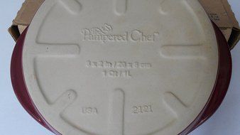 Pampered Chef Mini Baker in Cranberry Limited Edition #1337 N4