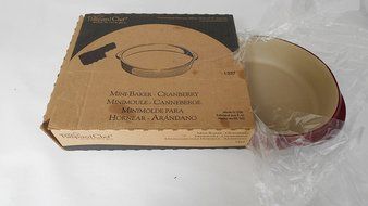 Pampered Chef Mini Baker in Cranberry Limited Edition #1337 N6